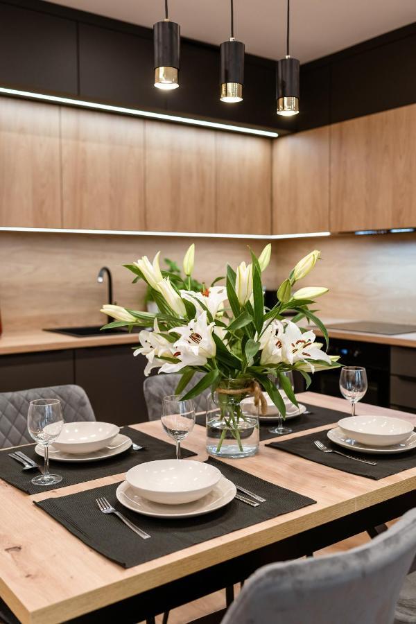 Апартаменты Apartament Lupus Centrum Гданьск Экстерьер фото